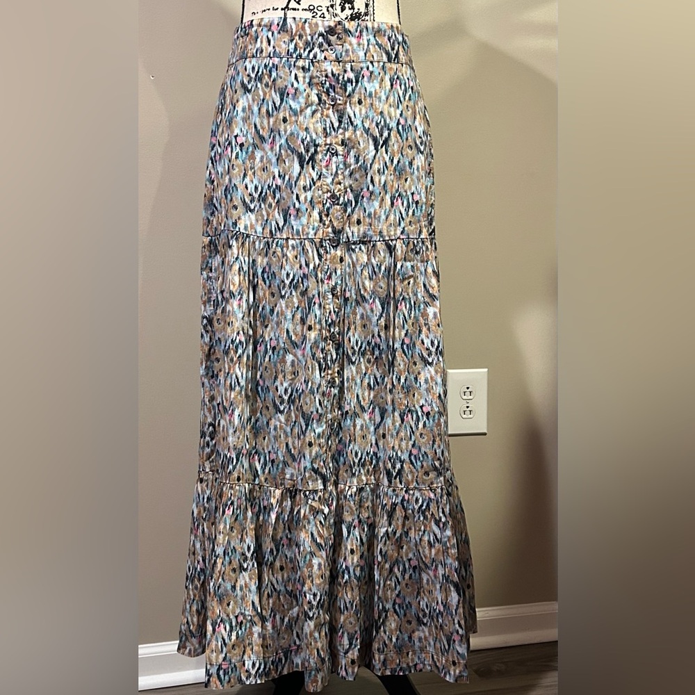 NIC + ZOE Up Beat Woven Ikat Print High Rise Button Front Tiered A-Line Skirt - Picture 7 of 12